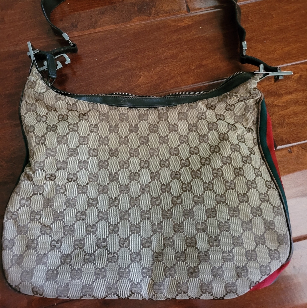Designer GUCCI Handbag - Picture 3 of 16